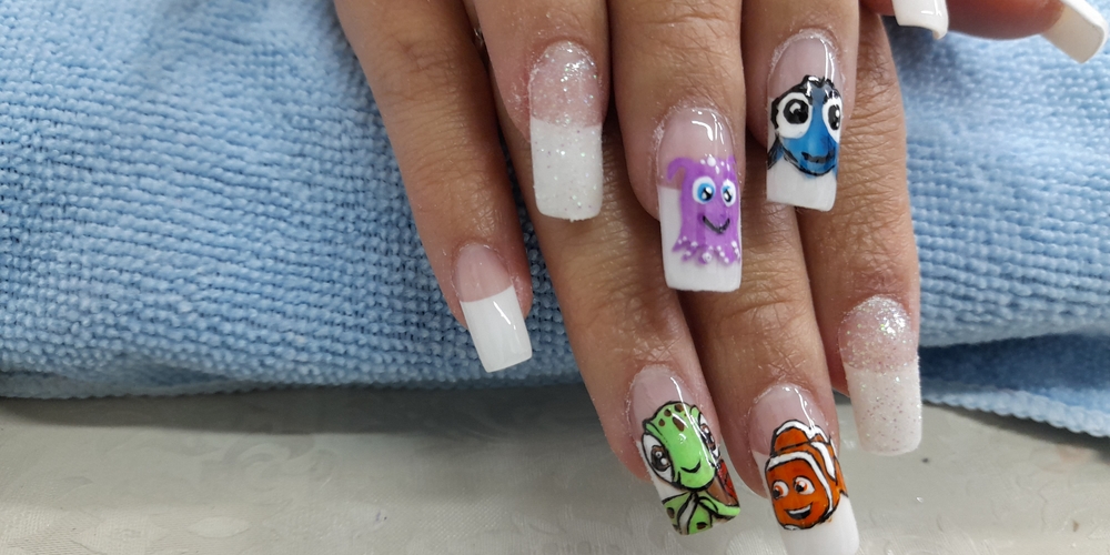 img of Uñas acrílicas: Técnica Perfect French