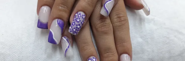 img of Uñas acrílicas: Técnica Acrilico con tips