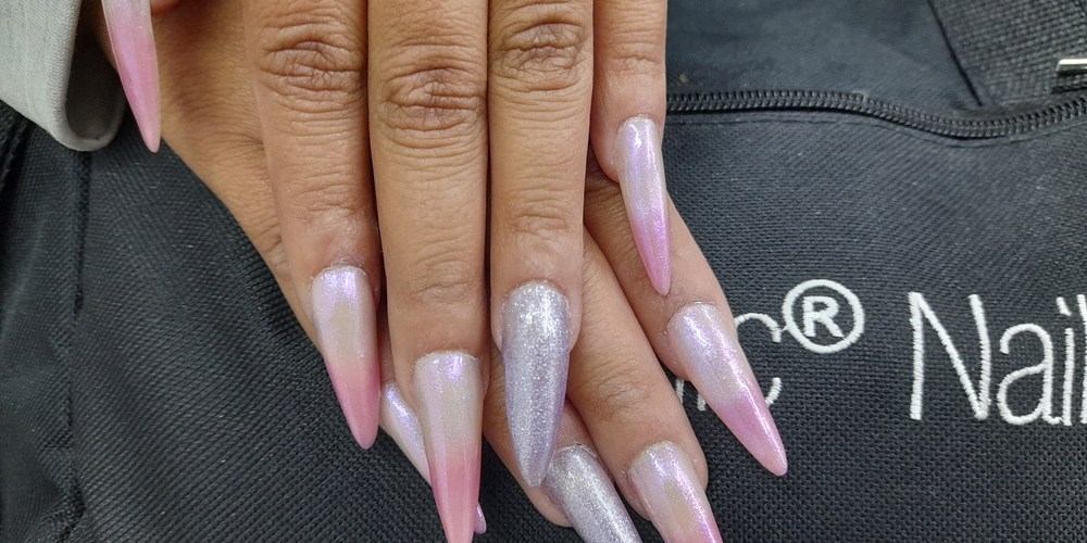 img of Uñas acrílicas: Técnica Esculpidas Stiletto